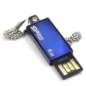 USB накопитель 16GB QUMO 