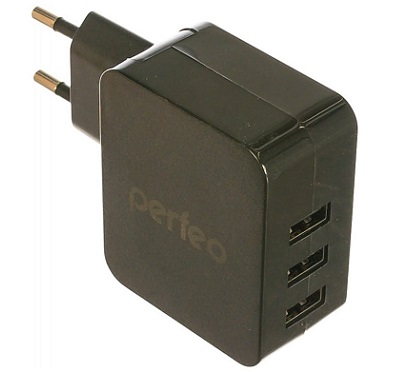 PERFEO CUBE 3. USB  AC 220  -> 3*USB 4,8 . ר. PF_A4135