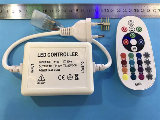 ������� ������-���������� ��� RGB FLEX ����� 220V � ������� RF