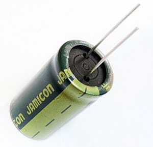 Конденсатор электролитический 100 мкФ 35 Вольт (6.3x11) (компьют. 105°C)