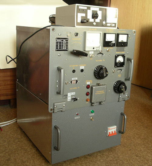 Усилитель мощности ВЧ на базе Р-140 автомат на лампе ГУ-78б